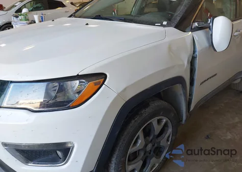 2021 Jeep Compass Limited 4X4 из США, поврежденный, VIN 3C4NJDCB0MT569236